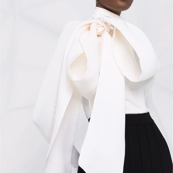 COPY - Mock neck top with large organza bow - Picture 3 of 8